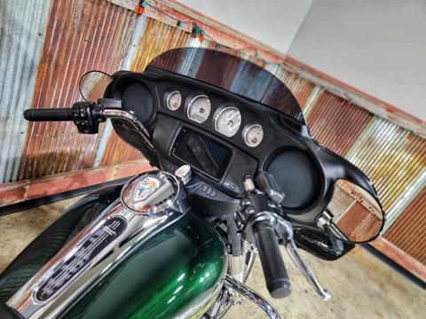 2019 Harley-Davidson Street Glide® in Chippewa Falls, Wisconsin - Photo 10