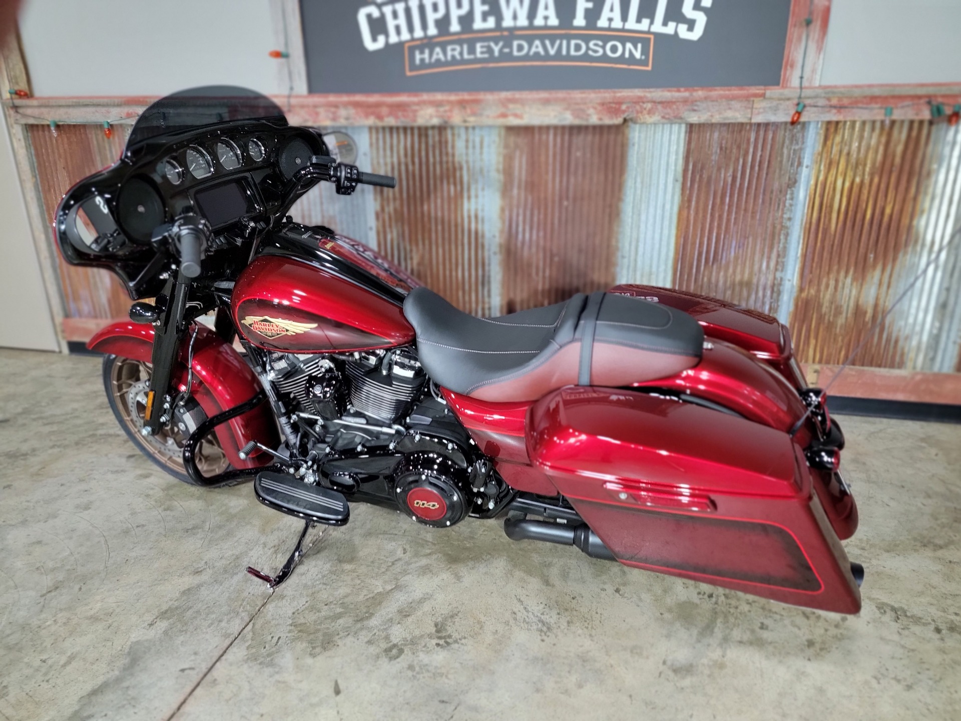 2023 Harley-Davidson Street Glide® Anniversary in Chippewa Falls, Wisconsin - Photo 13