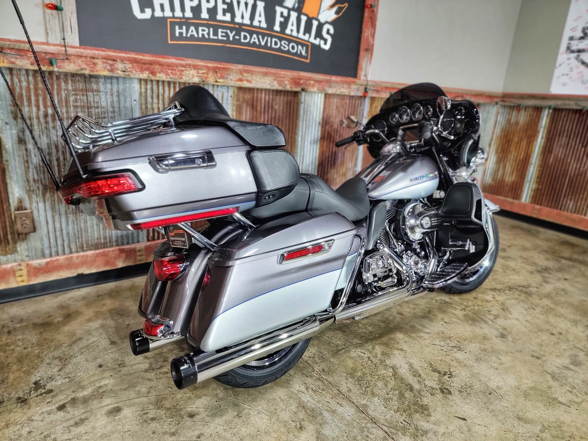 2014 Harley-Davidson Ultra Limited in Chippewa Falls, Wisconsin - Photo 5