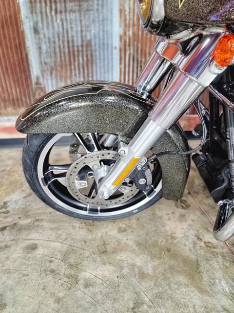 2016 Harley-Davidson Street Glide® in Chippewa Falls, Wisconsin - Photo 16