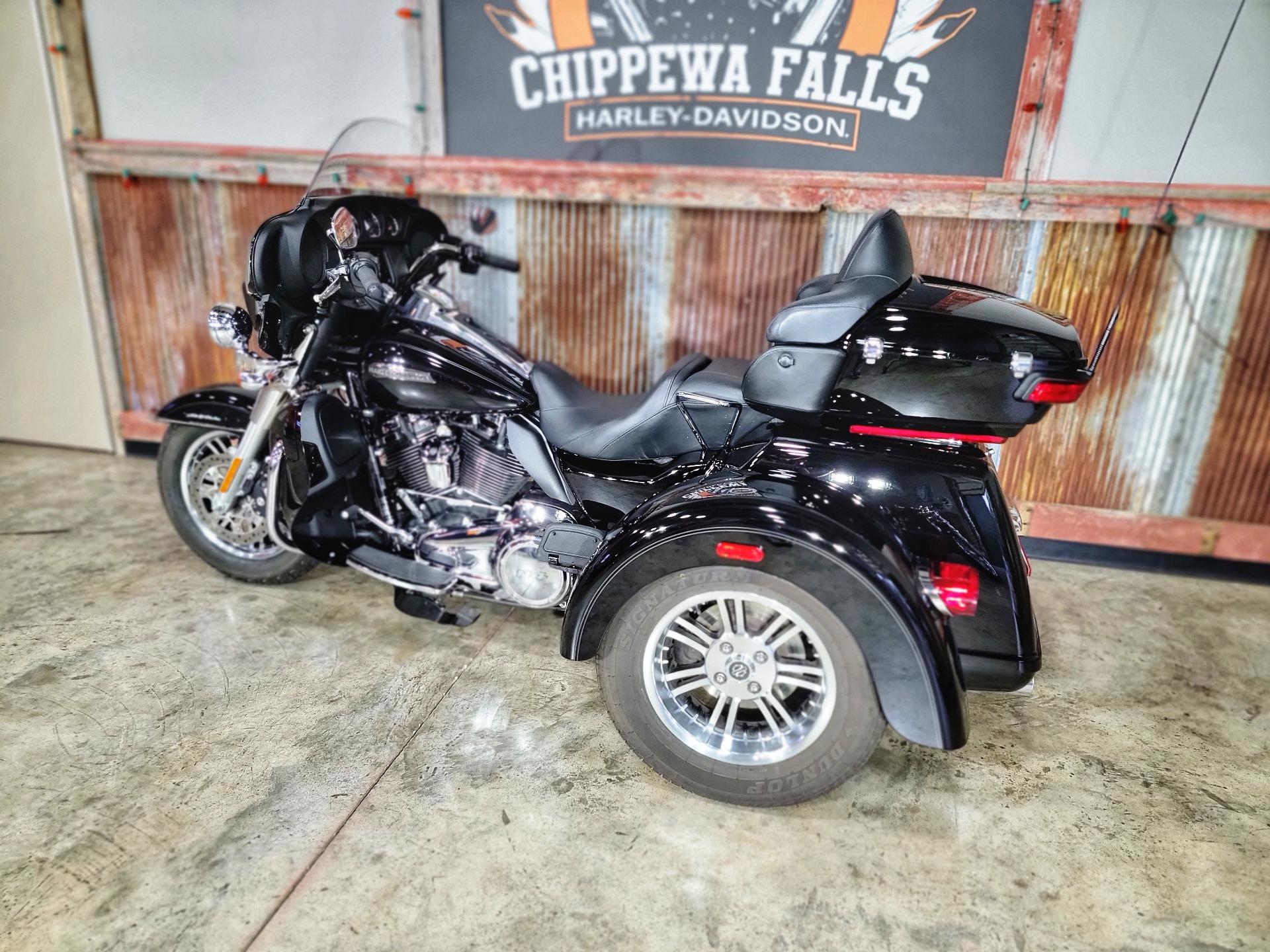 2021 Harley-Davidson Tri Glide® Ultra in Chippewa Falls, Wisconsin - Photo 10