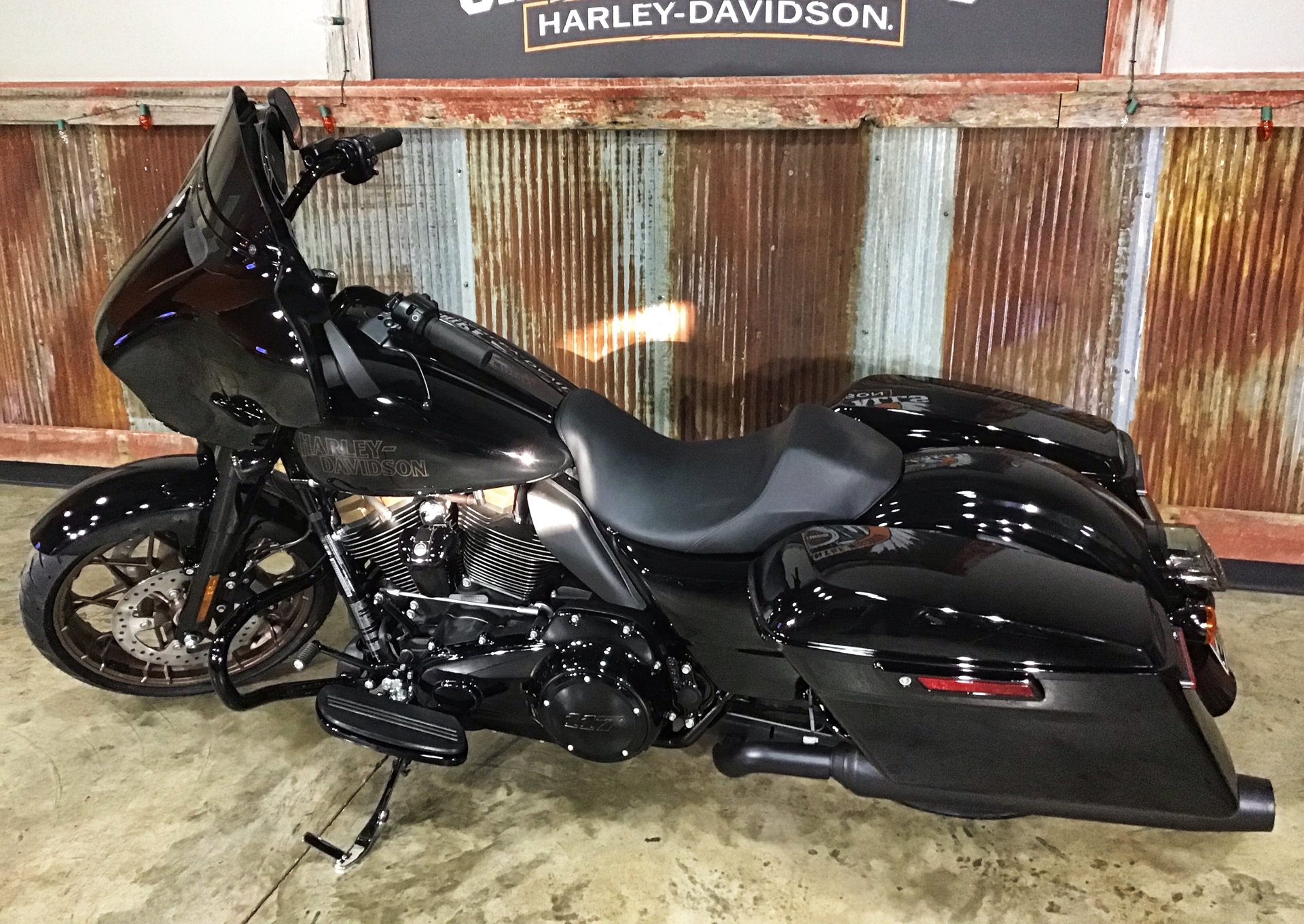 2022 Harley-Davidson Street Glide® ST in Chippewa Falls, Wisconsin - Photo 16