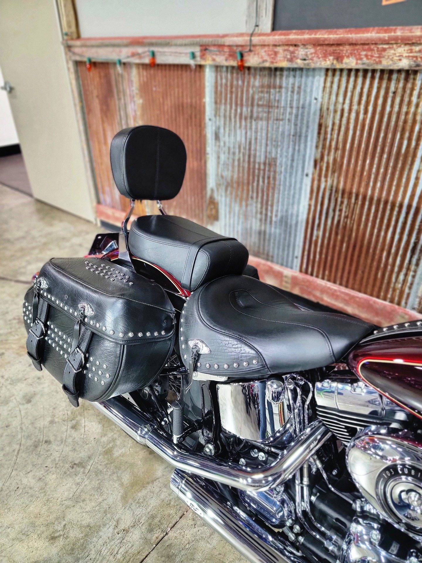 2015 Harley-Davidson Heritage Softail® Classic in Chippewa Falls, Wisconsin - Photo 6