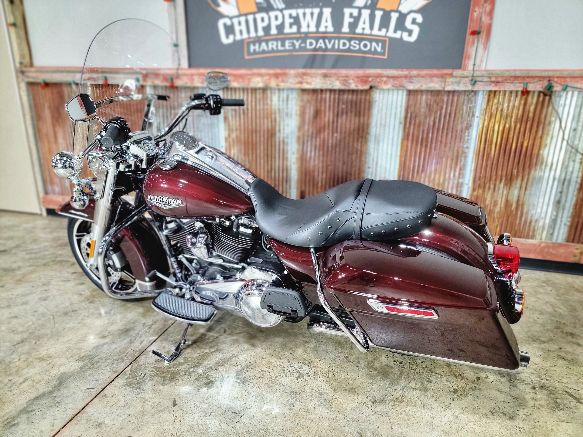 2022 Harley-Davidson Road King® in Chippewa Falls, Wisconsin - Photo 10