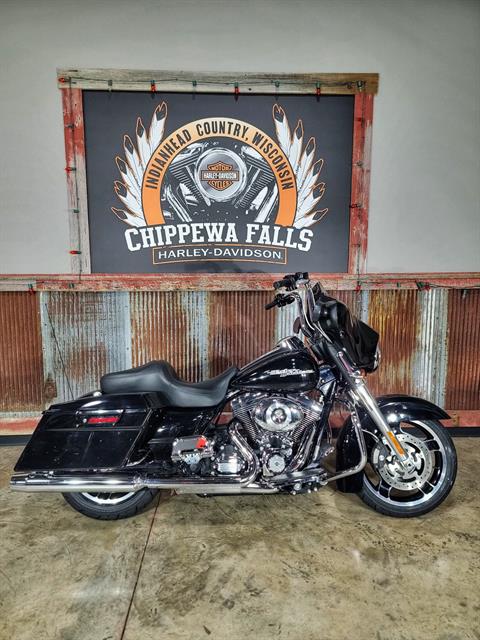 2013 Harley-Davidson Street Glide® in Chippewa Falls, Wisconsin - Photo 2
