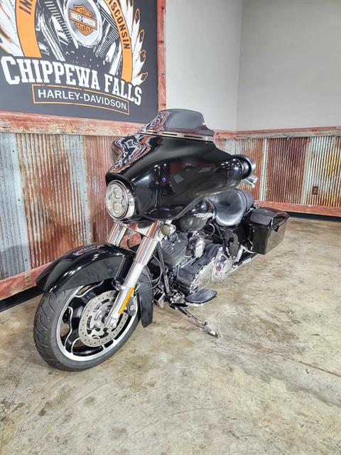 2013 Harley-Davidson Street Glide® in Chippewa Falls, Wisconsin - Photo 15