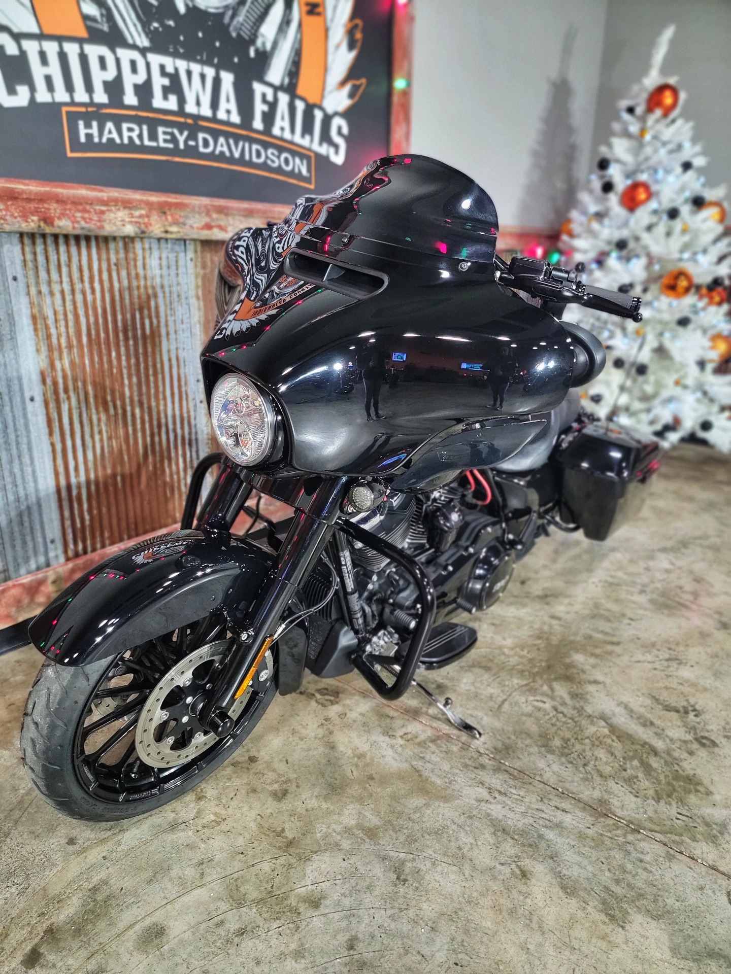 2019 Harley-Davidson Street Glide® Special in Chippewa Falls, Wisconsin - Photo 17
