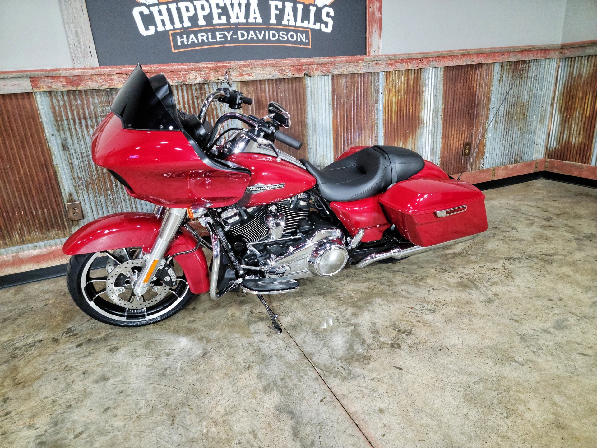 2021 Harley-Davidson Road Glide® in Chippewa Falls, Wisconsin - Photo 9