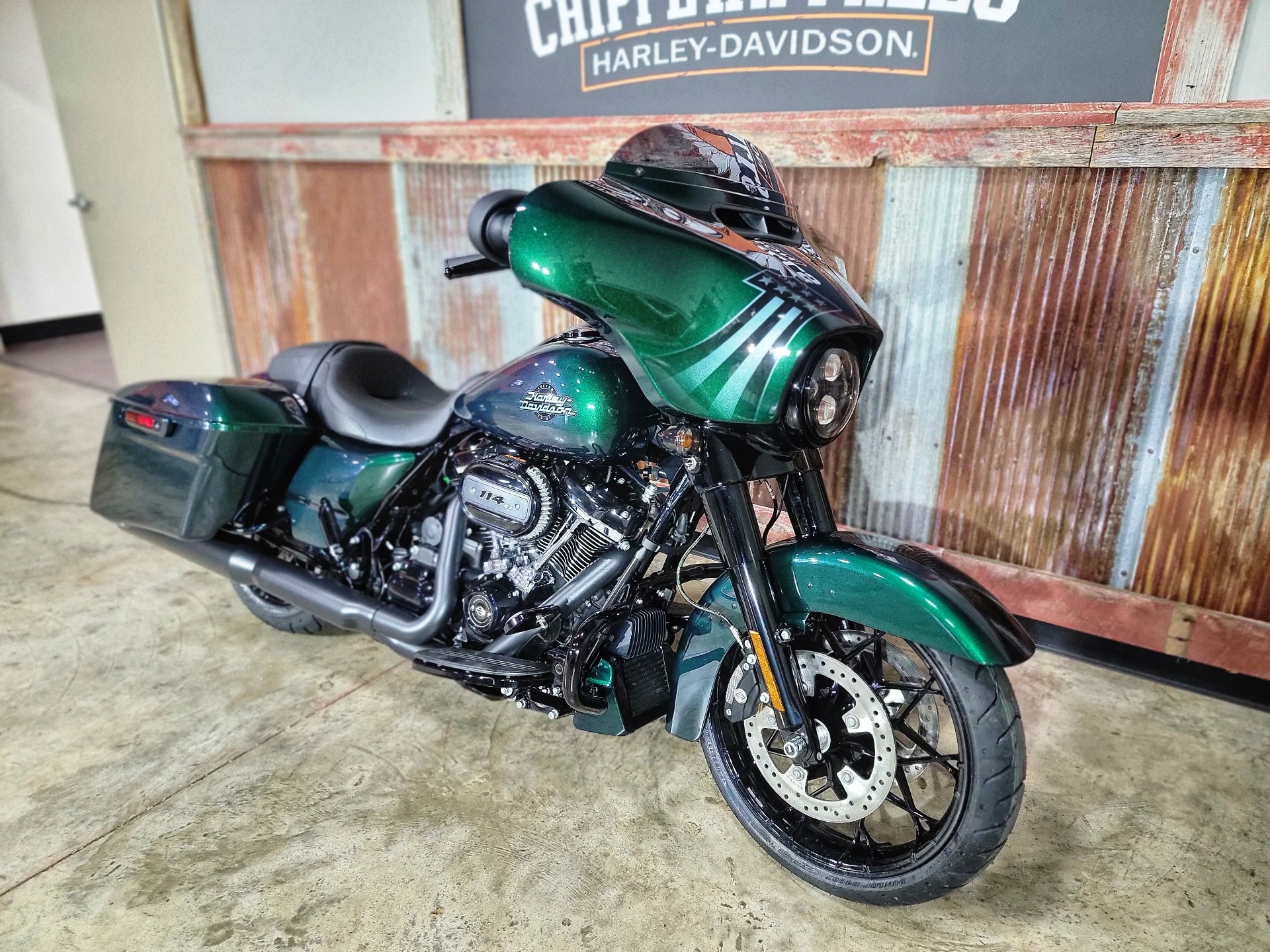 2021 Harley-Davidson Street Glide® Special in Chippewa Falls, Wisconsin - Photo 6