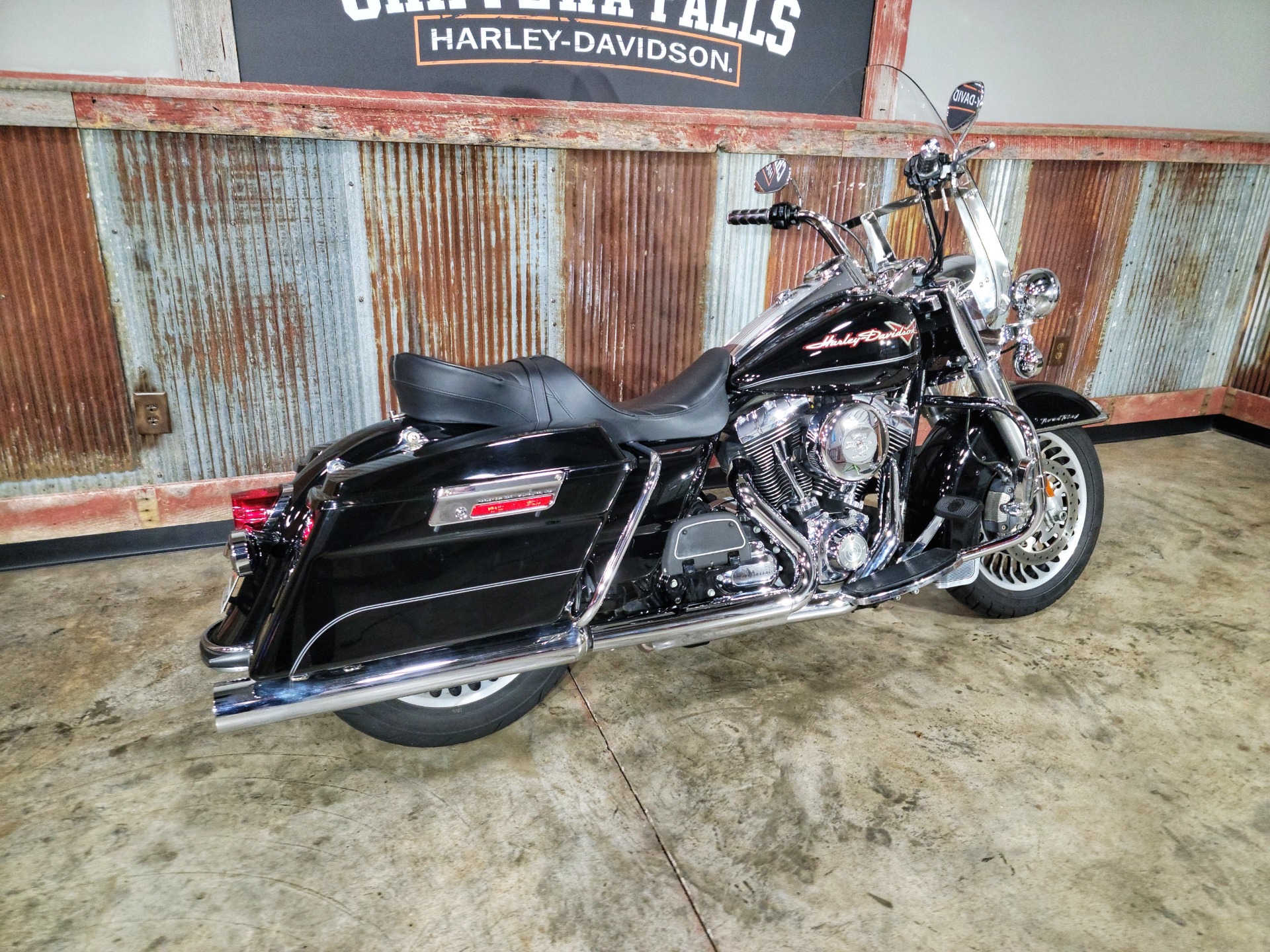 2011 Harley-Davidson Road King® in Chippewa Falls, Wisconsin - Photo 7