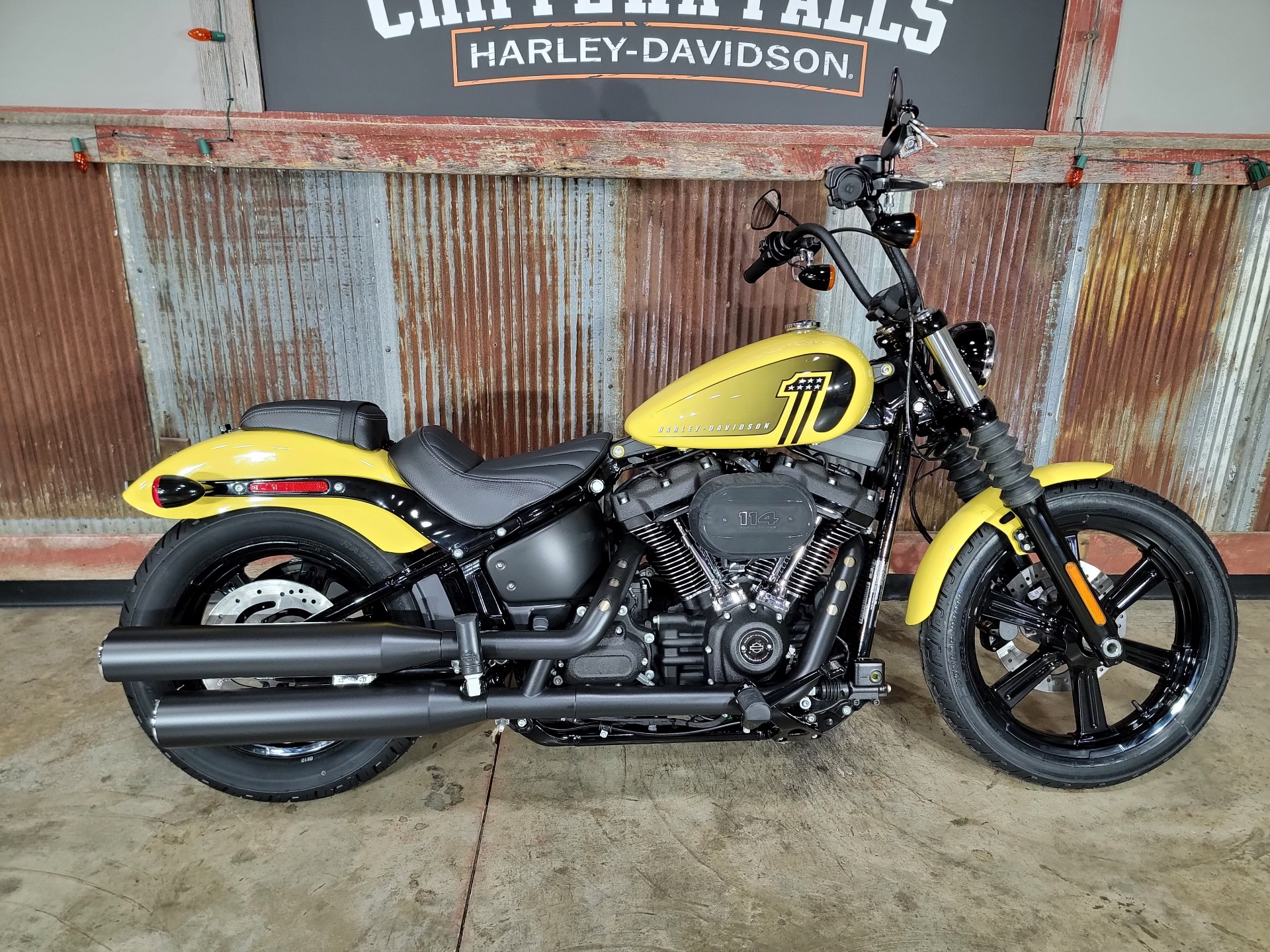 2023 Harley-Davidson Street Bob® 114 in Chippewa Falls, Wisconsin - Photo 1