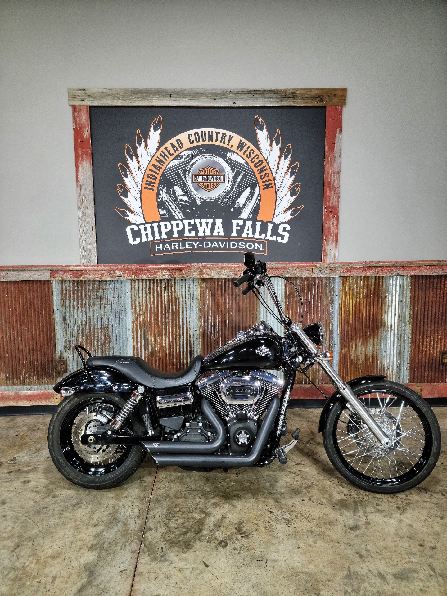 2016 Harley-Davidson Wide Glide® in Chippewa Falls, Wisconsin - Photo 2