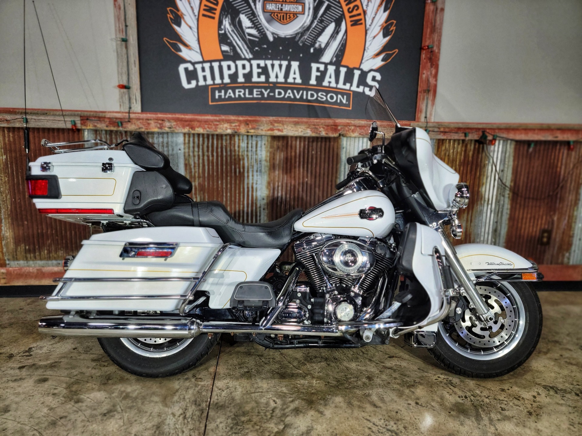 2008 Harley-Davidson Ultra Classic® Electra Glide® in Chippewa Falls, Wisconsin - Photo 1