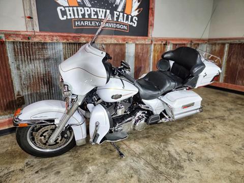 2008 Harley-Davidson Ultra Classic® Electra Glide® in Chippewa Falls, Wisconsin - Photo 13