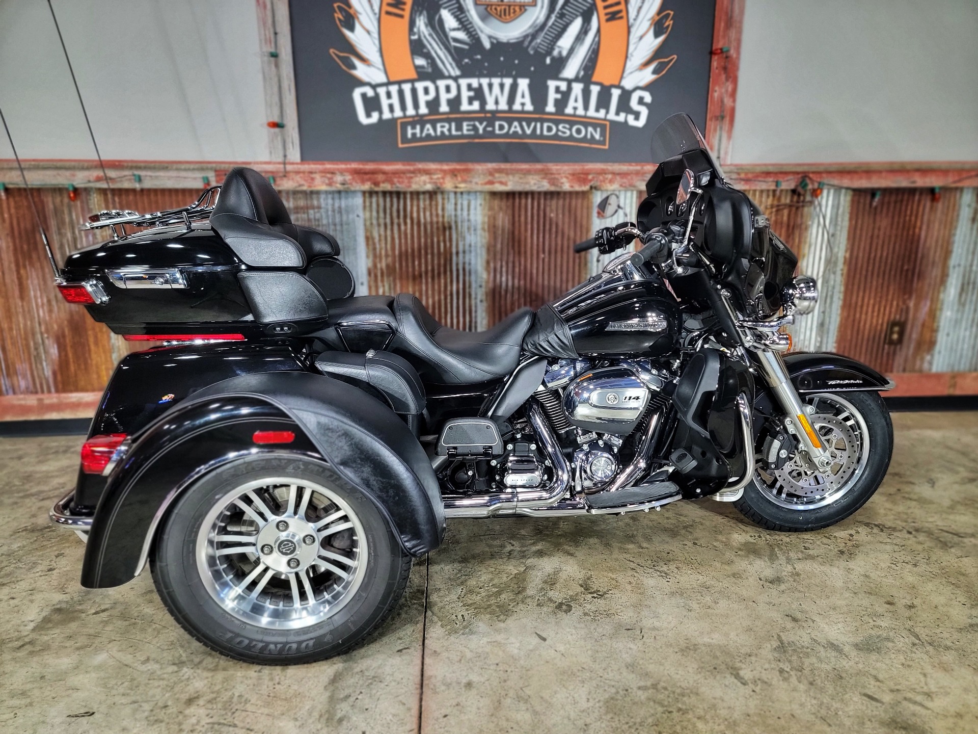 2020 Harley-Davidson Tri Glide® Ultra in Chippewa Falls, Wisconsin - Photo 1