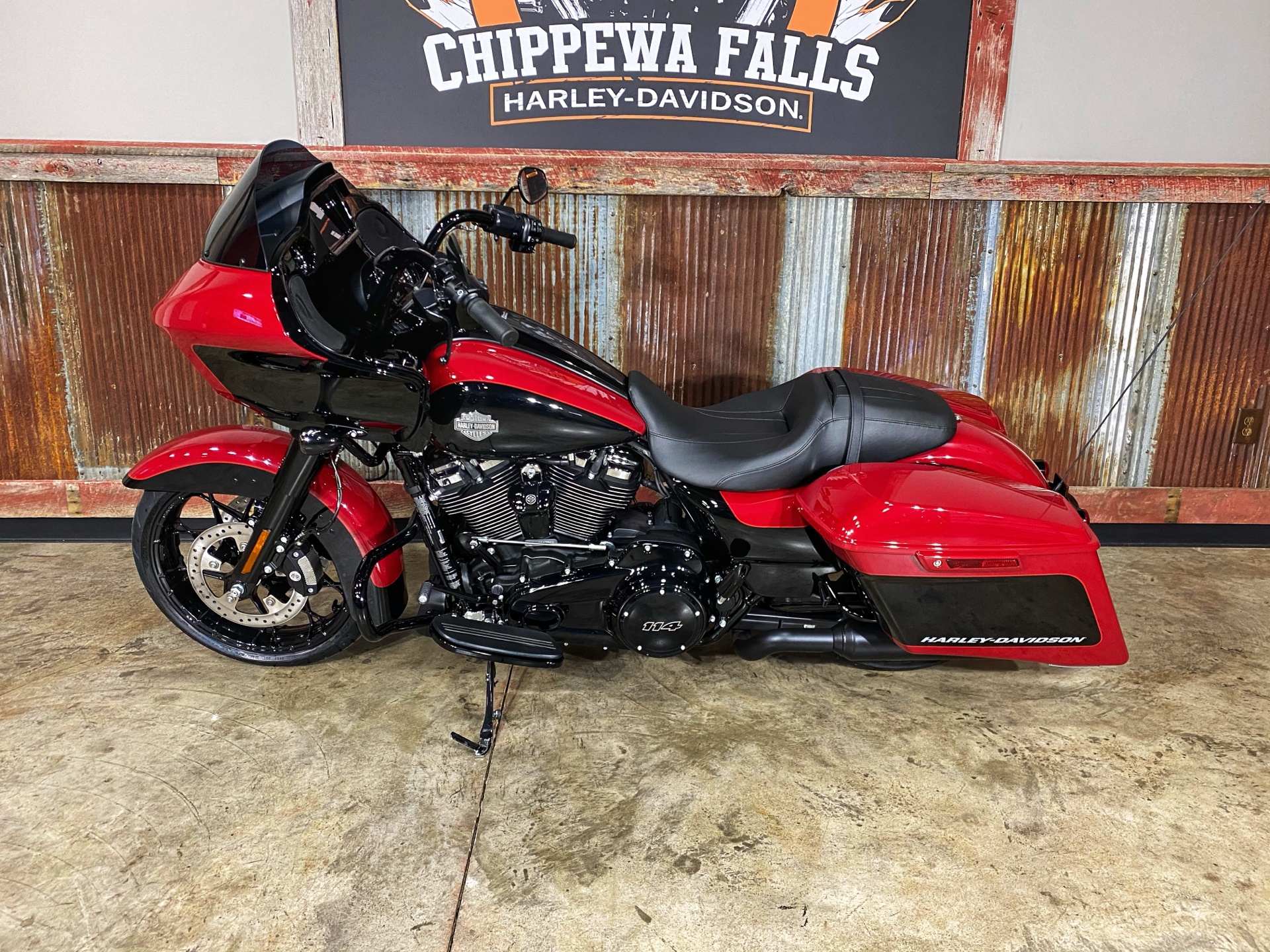 New 21 Harley Davidson Road Glide Special Billiard Red Vivid Black Black Pearl Option Motorcycles In Chippewa Falls Wi Fl