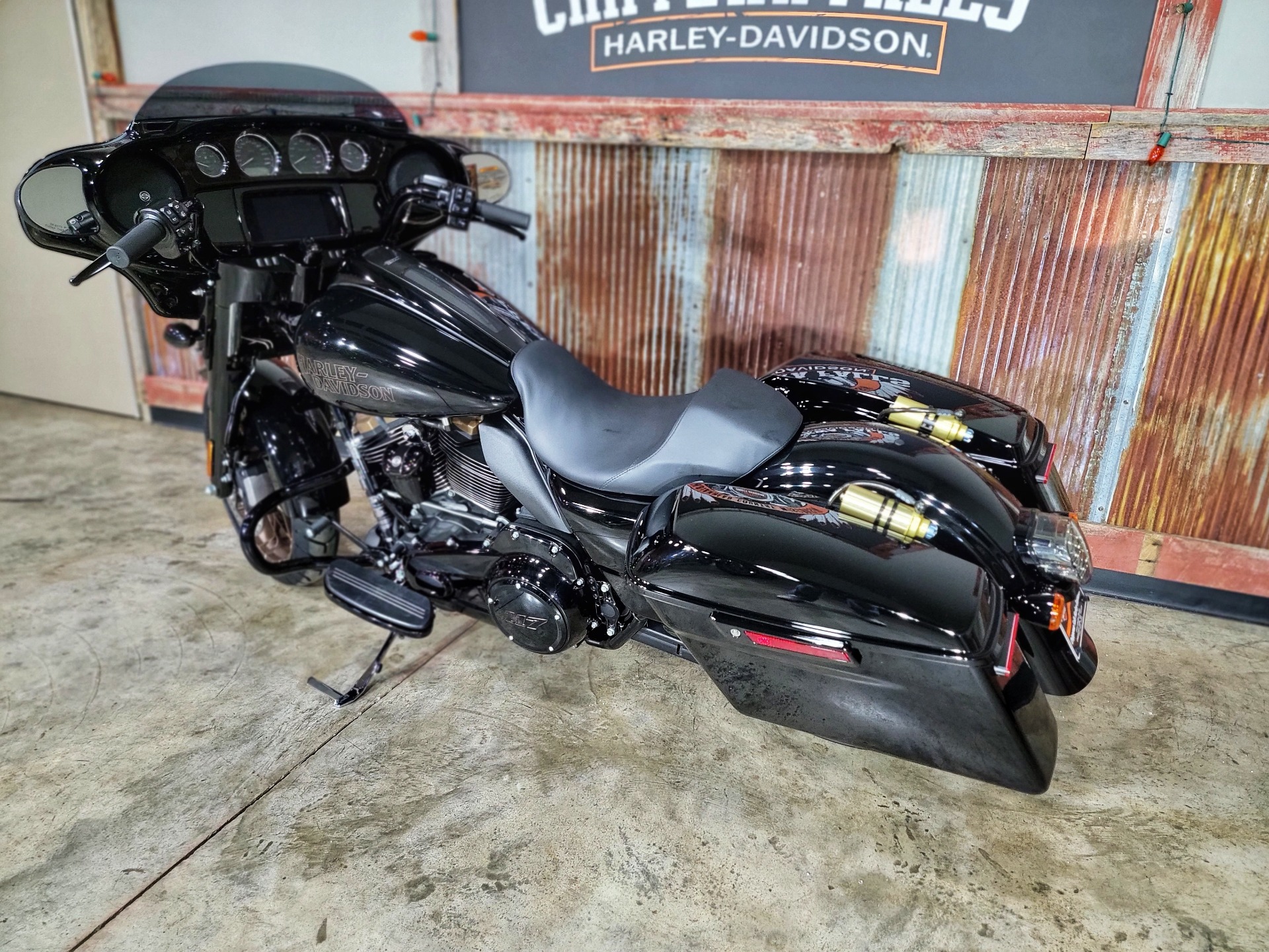 2023 Harley-Davidson Street Glide® ST in Chippewa Falls, Wisconsin - Photo 19