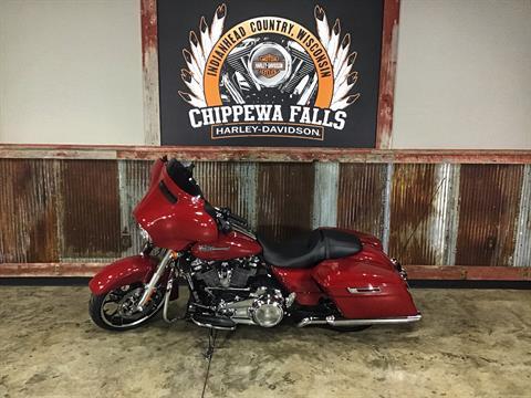 2021 Harley-Davidson Street Glide® in Chippewa Falls, Wisconsin - Photo 5