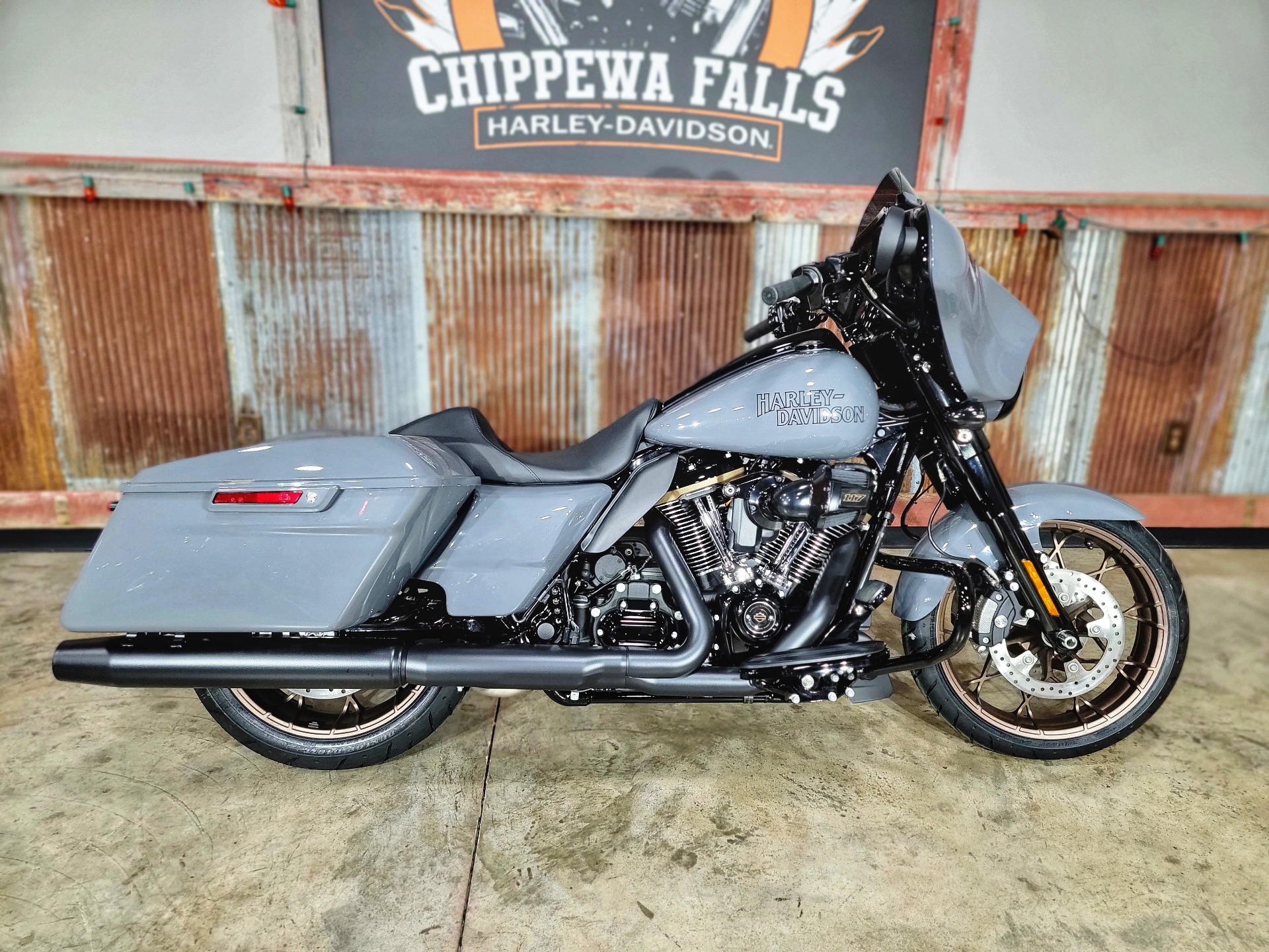 2022 Harley-Davidson Street Glide® ST in Chippewa Falls, Wisconsin - Photo 1