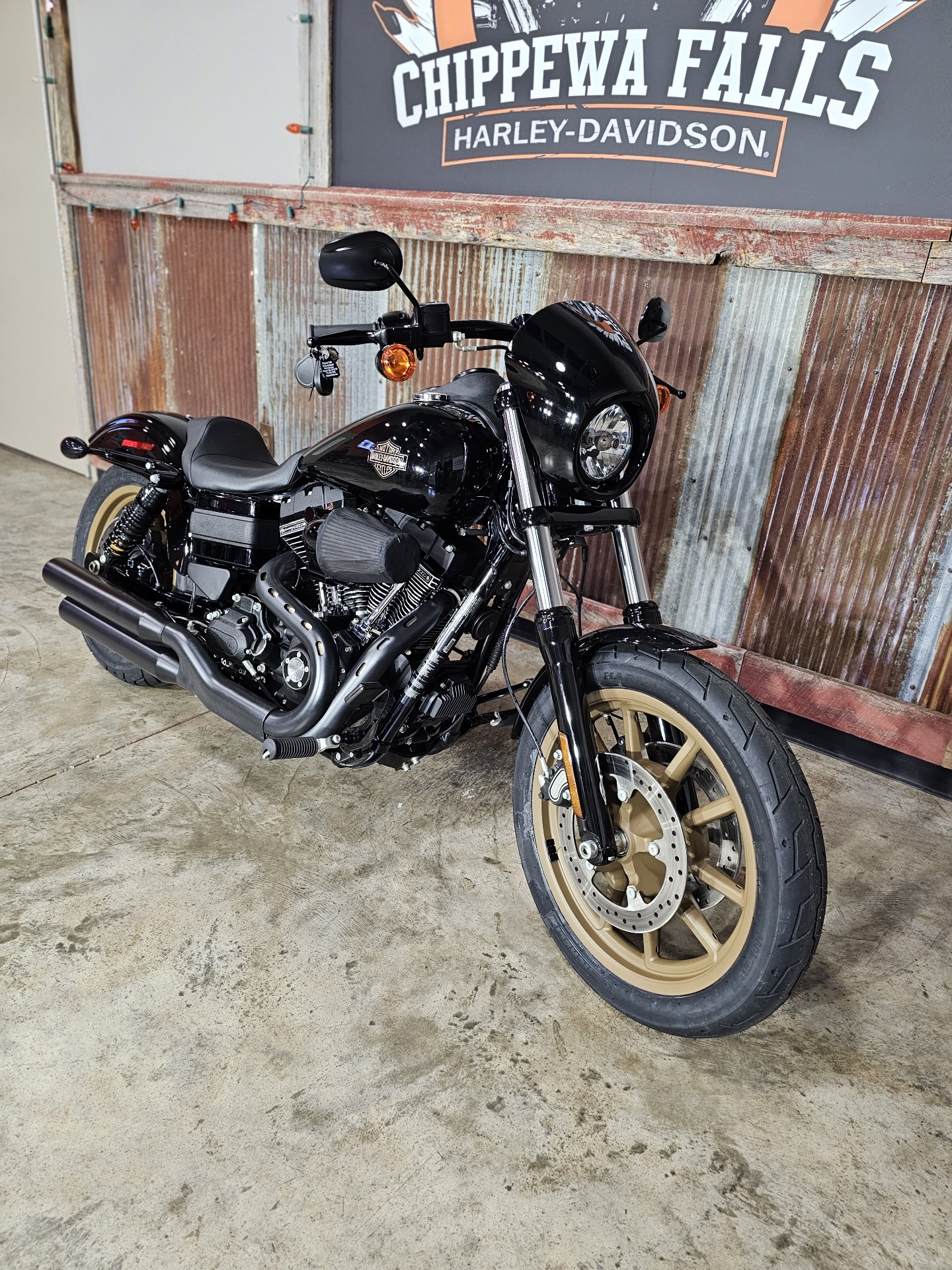 2017 Harley-Davidson Low Rider® S in Chippewa Falls, Wisconsin - Photo 3