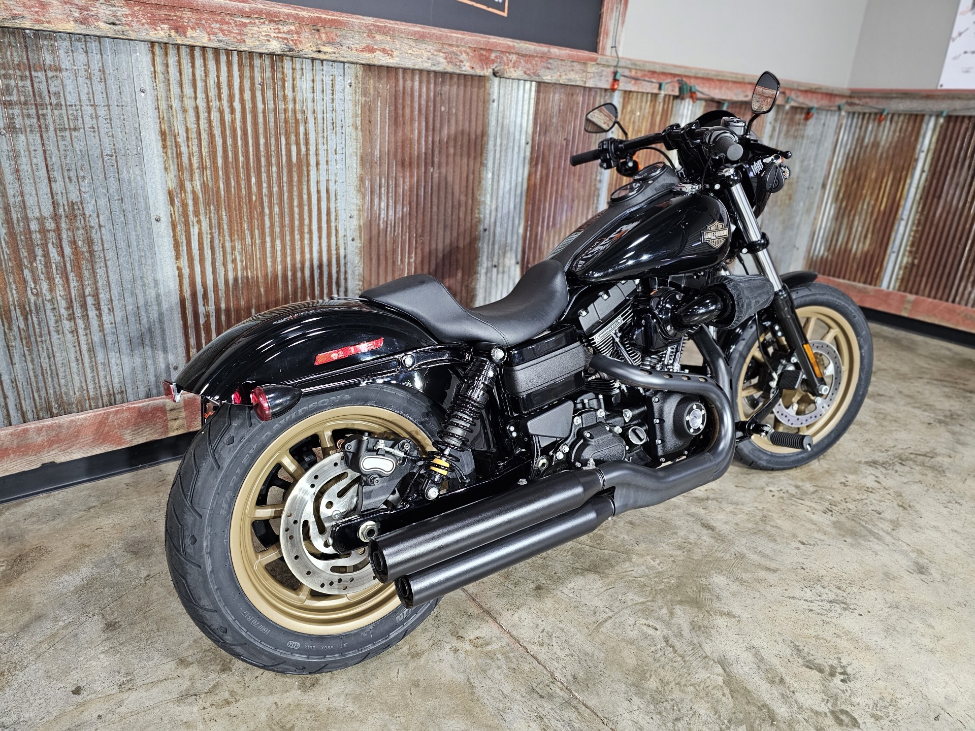 2017 Harley-Davidson Low Rider® S in Chippewa Falls, Wisconsin - Photo 5