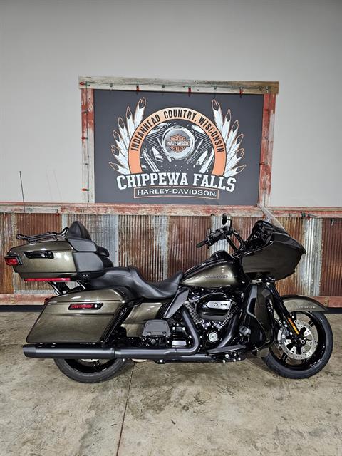 2020 Harley-Davidson Road Glide® Limited in Chippewa Falls, Wisconsin - Photo 2