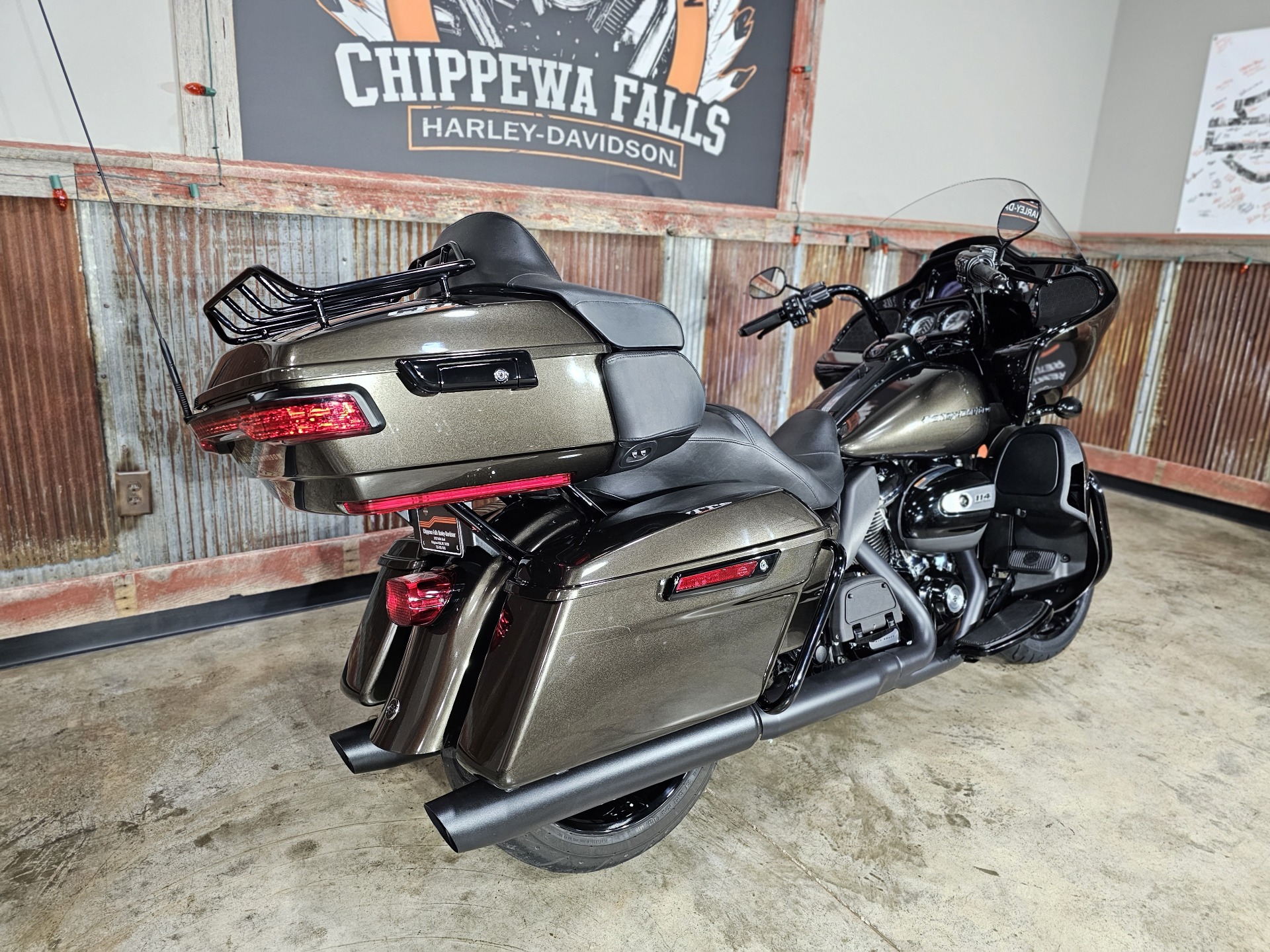 2020 Harley-Davidson Road Glide® Limited in Chippewa Falls, Wisconsin - Photo 5