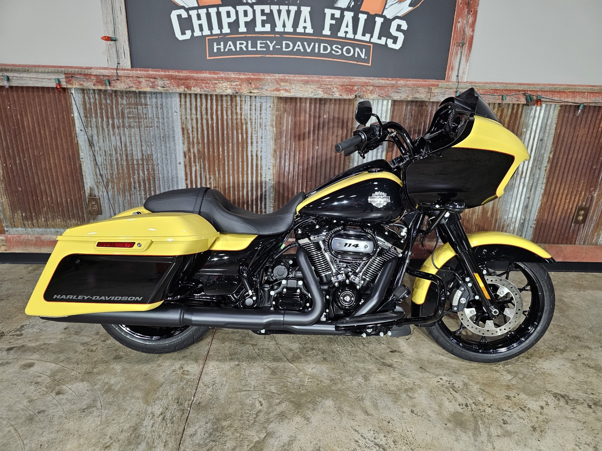 2023 Harley-Davidson Road Glide® Special in Chippewa Falls, Wisconsin - Photo 1