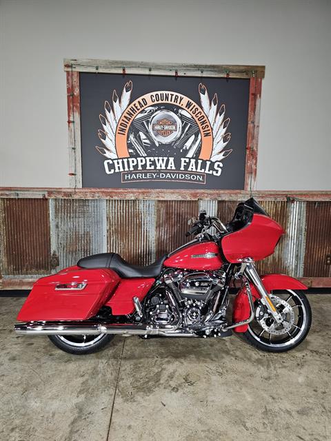2023 Harley-Davidson Road Glide® in Chippewa Falls, Wisconsin - Photo 2