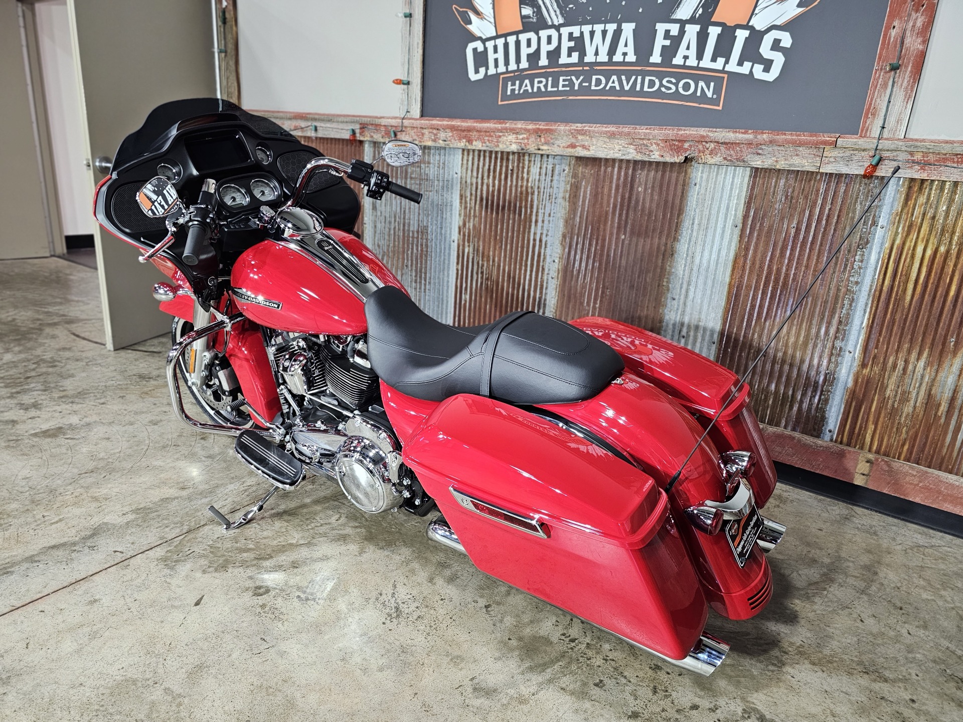 2023 Harley-Davidson Road Glide® in Chippewa Falls, Wisconsin - Photo 12