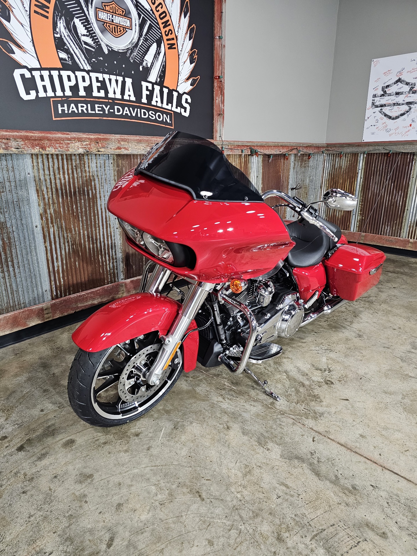 2023 Harley-Davidson Road Glide® in Chippewa Falls, Wisconsin - Photo 14