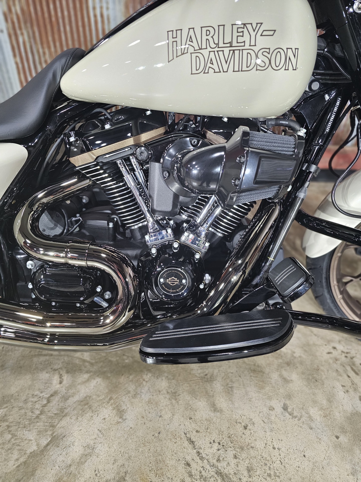 2023 Harley-Davidson Street Glide® ST in Chippewa Falls, Wisconsin - Photo 9