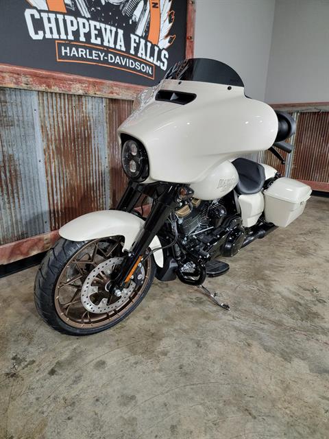 2023 Harley-Davidson Street Glide® ST in Chippewa Falls, Wisconsin - Photo 14