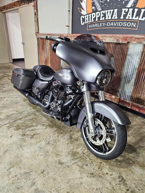 2017 Harley-Davidson Street Glide® Special in Chippewa Falls, Wisconsin - Photo 3