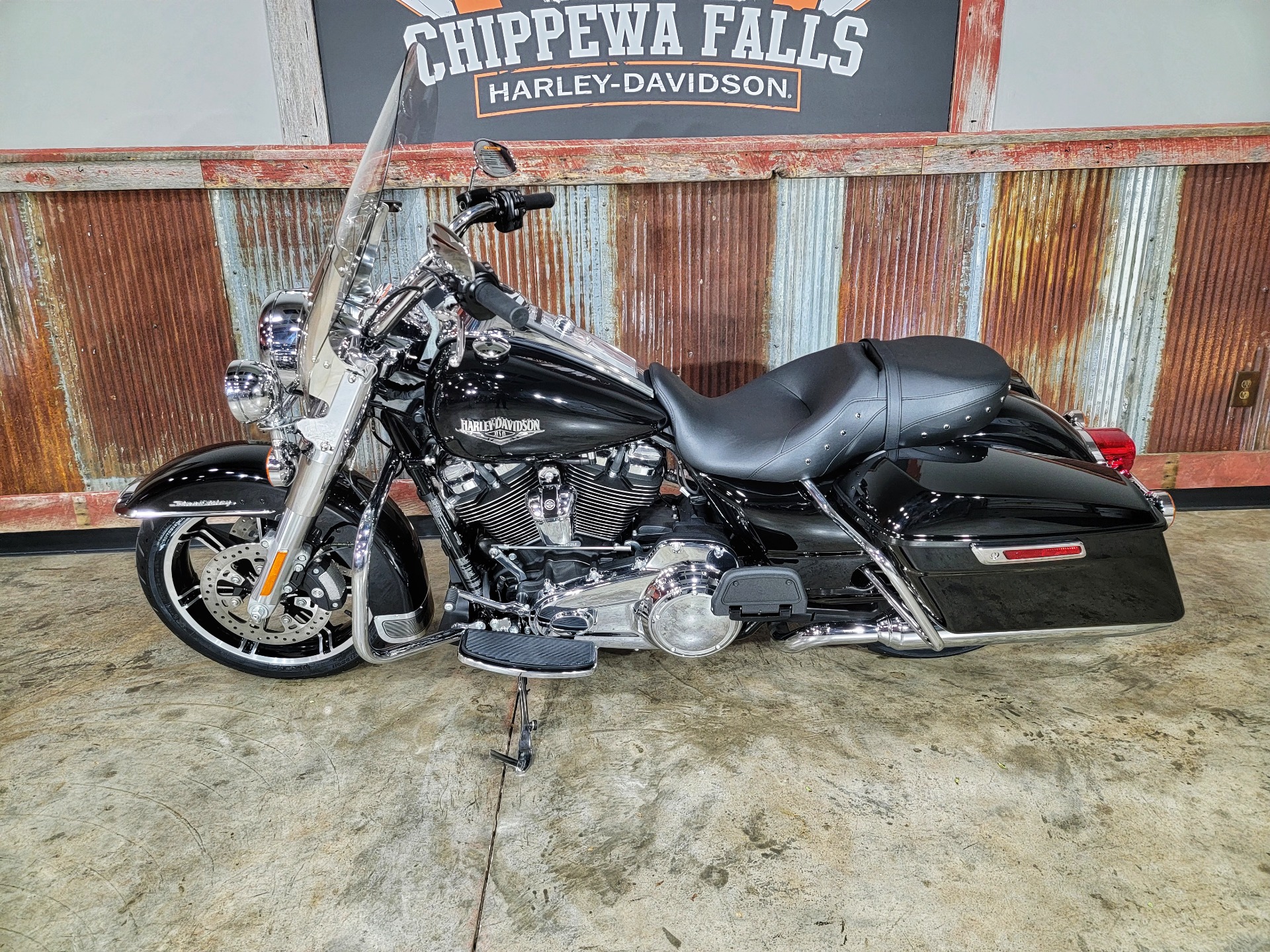 2021 Harley-Davidson Road King® in Chippewa Falls, Wisconsin - Photo 11