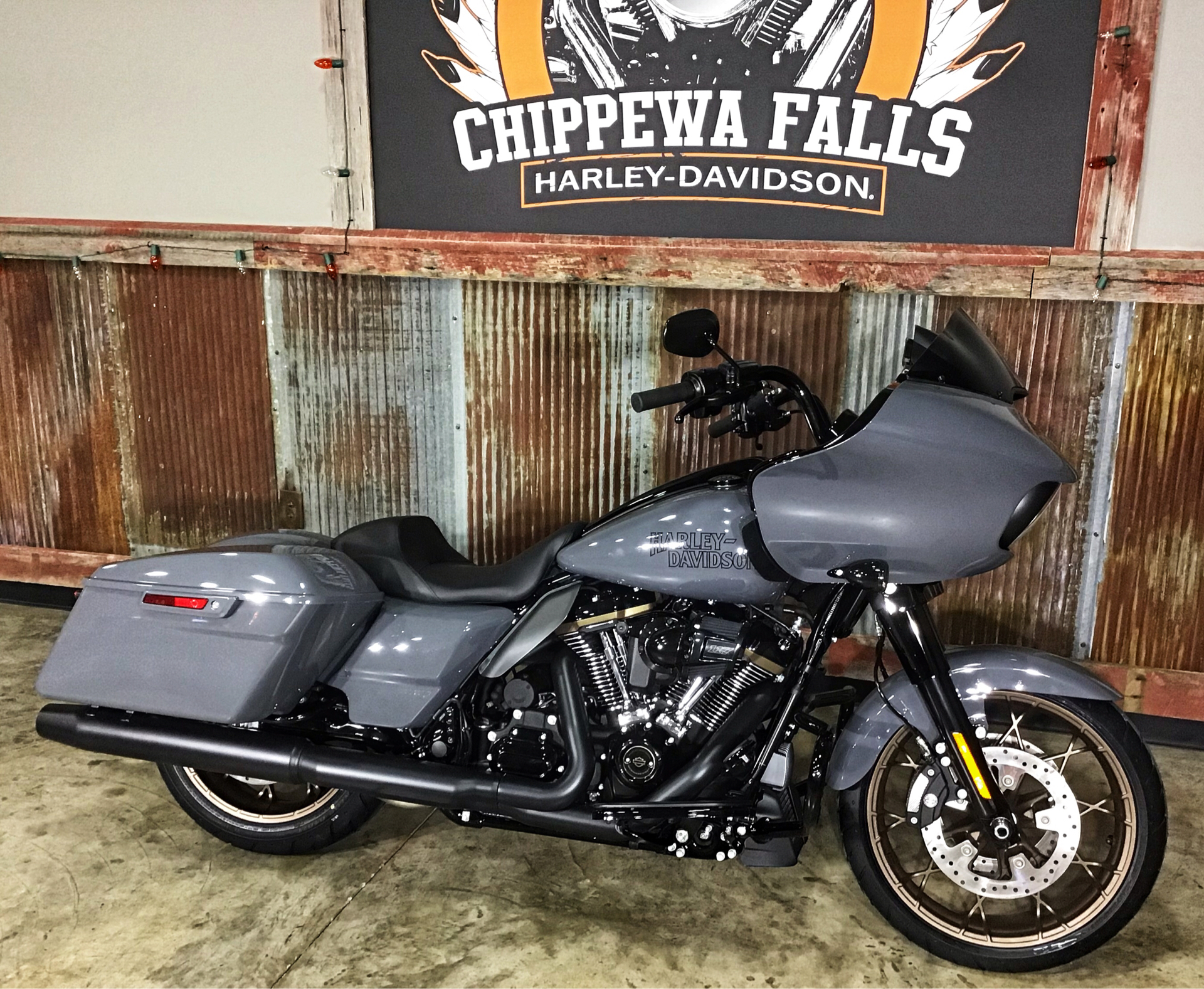 2022 Harley-Davidson Road Glide® ST in Chippewa Falls, Wisconsin - Photo 8