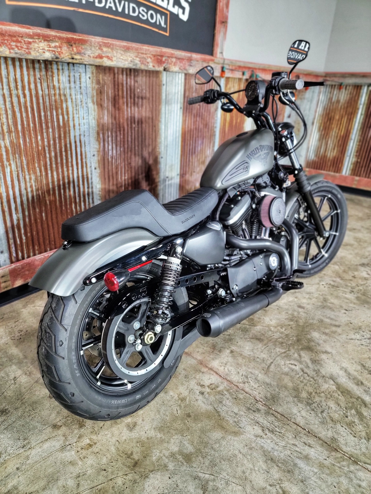 2018 Harley-Davidson Iron 883™ in Chippewa Falls, Wisconsin - Photo 6
