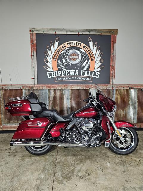 2016 Harley-Davidson Ultra Limited in Chippewa Falls, Wisconsin - Photo 2