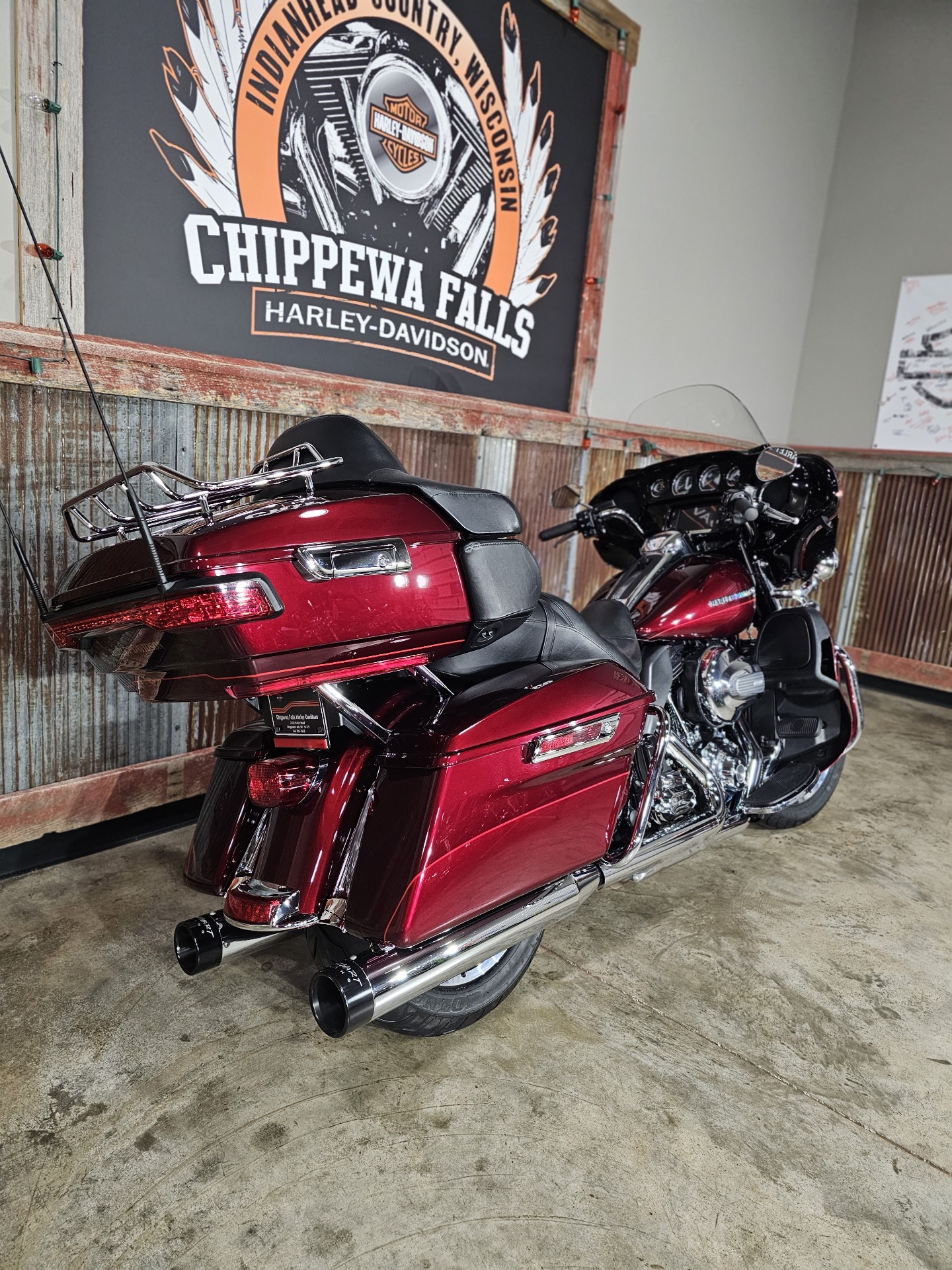 2016 Harley-Davidson Ultra Limited in Chippewa Falls, Wisconsin - Photo 6