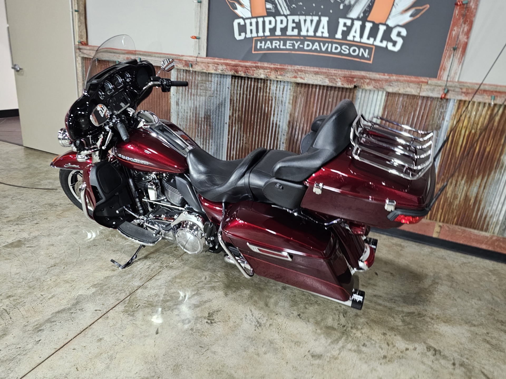 2016 Harley-Davidson Ultra Limited in Chippewa Falls, Wisconsin - Photo 14