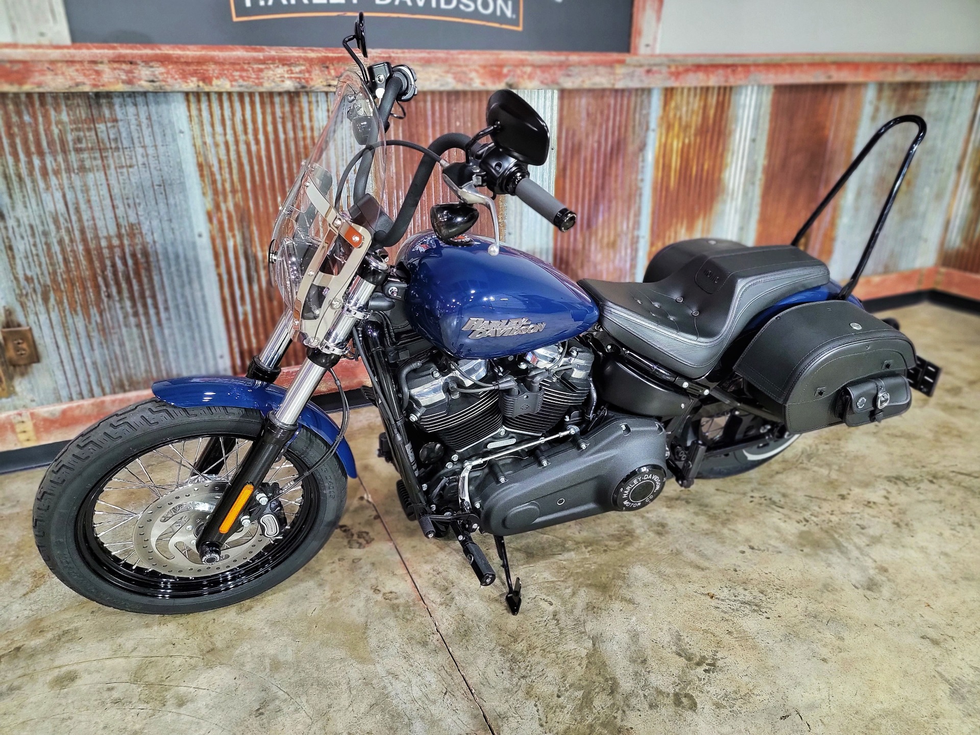 2019 Harley-Davidson Street Bob® in Chippewa Falls, Wisconsin - Photo 17