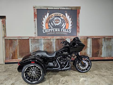 2024 Harley-Davidson Road Glide® 3 in Chippewa Falls, Wisconsin - Photo 2