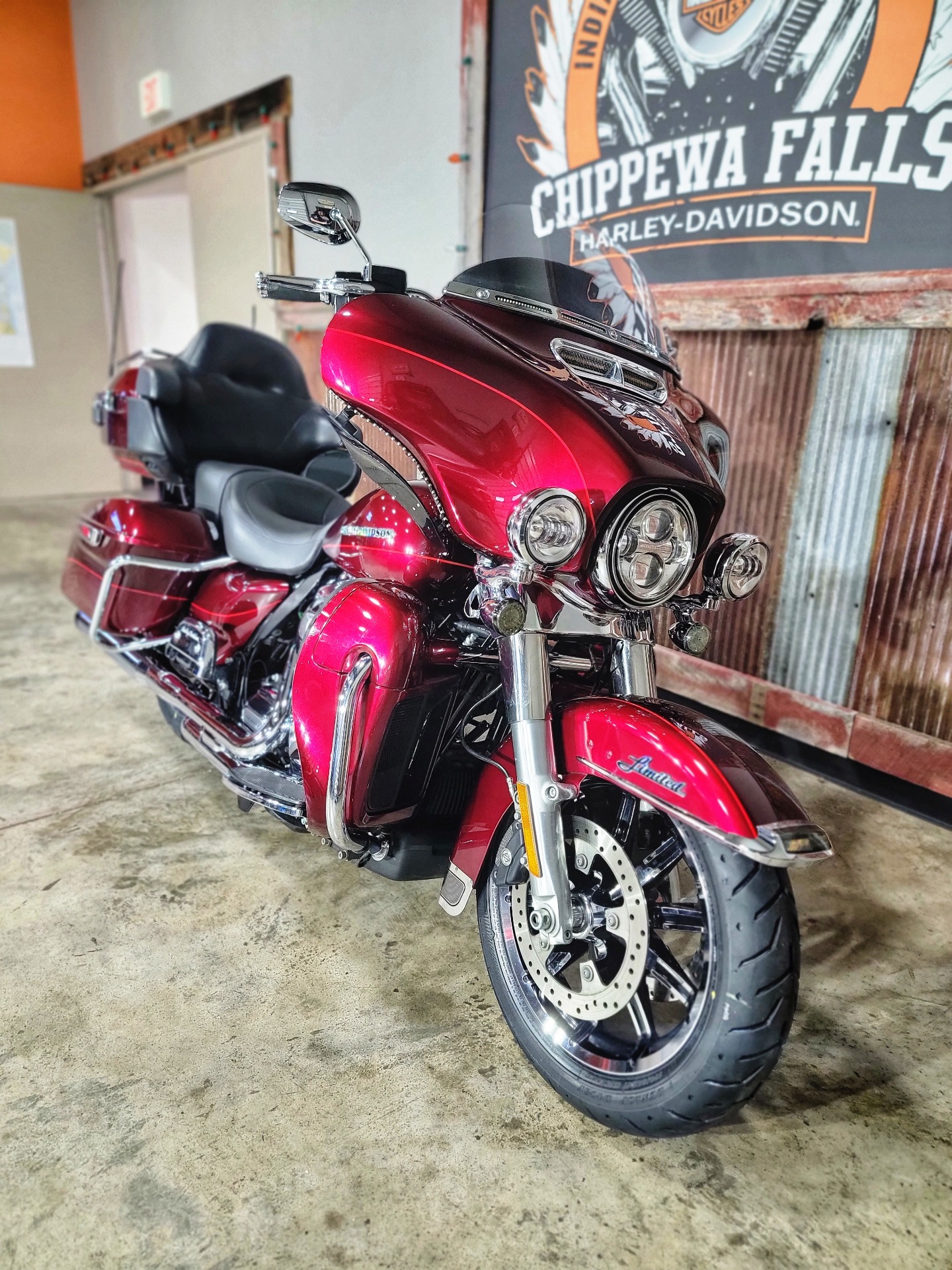 2017 Harley-Davidson Ultra Limited Low in Chippewa Falls, Wisconsin - Photo 3