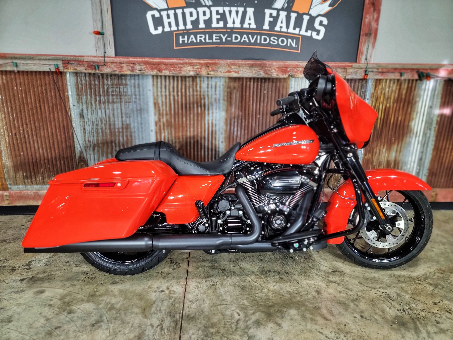 2020 Harley-Davidson Street Glide® Special in Chippewa Falls, Wisconsin - Photo 1