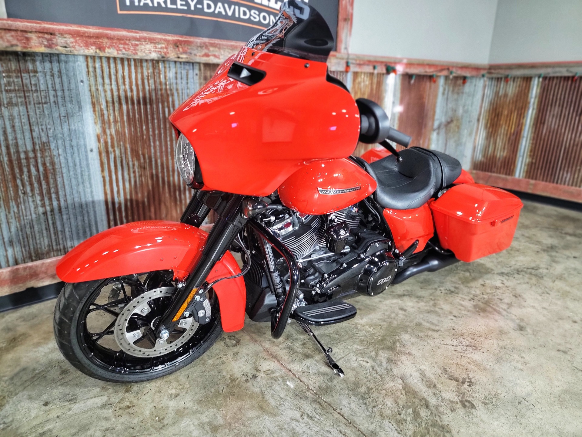2020 Harley-Davidson Street Glide® Special in Chippewa Falls, Wisconsin - Photo 12