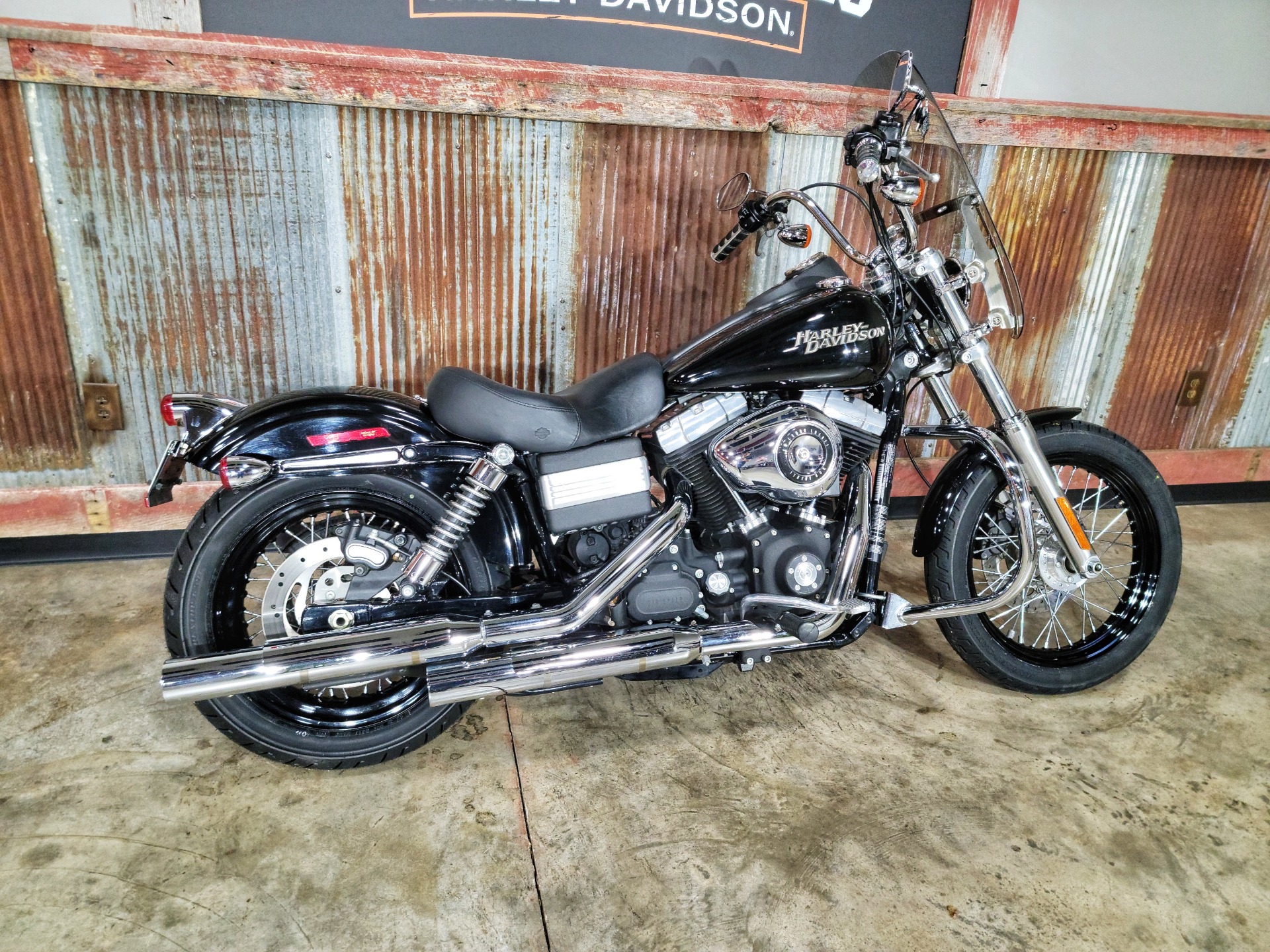 2011 Harley-Davidson Dyna® Street Bob® in Chippewa Falls, Wisconsin - Photo 4