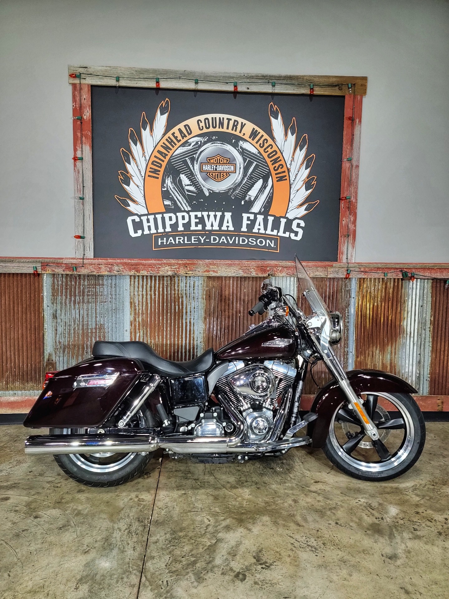 2014 Harley-Davidson Dyna® Switchback™ in Chippewa Falls, Wisconsin - Photo 2