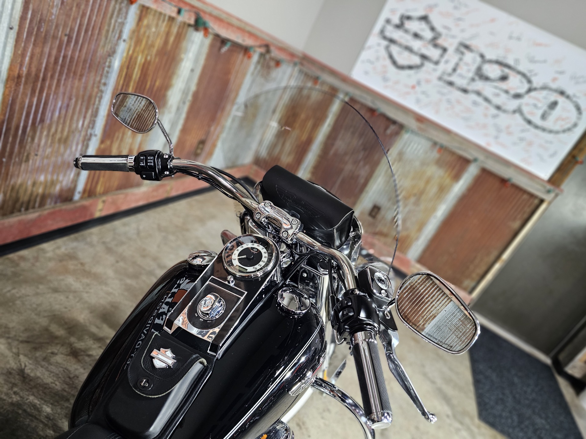 2011 Harley-Davidson Softail® Deluxe in Chippewa Falls, Wisconsin - Photo 15