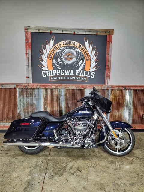 2019 Harley-Davidson Street Glide® in Chippewa Falls, Wisconsin - Photo 2