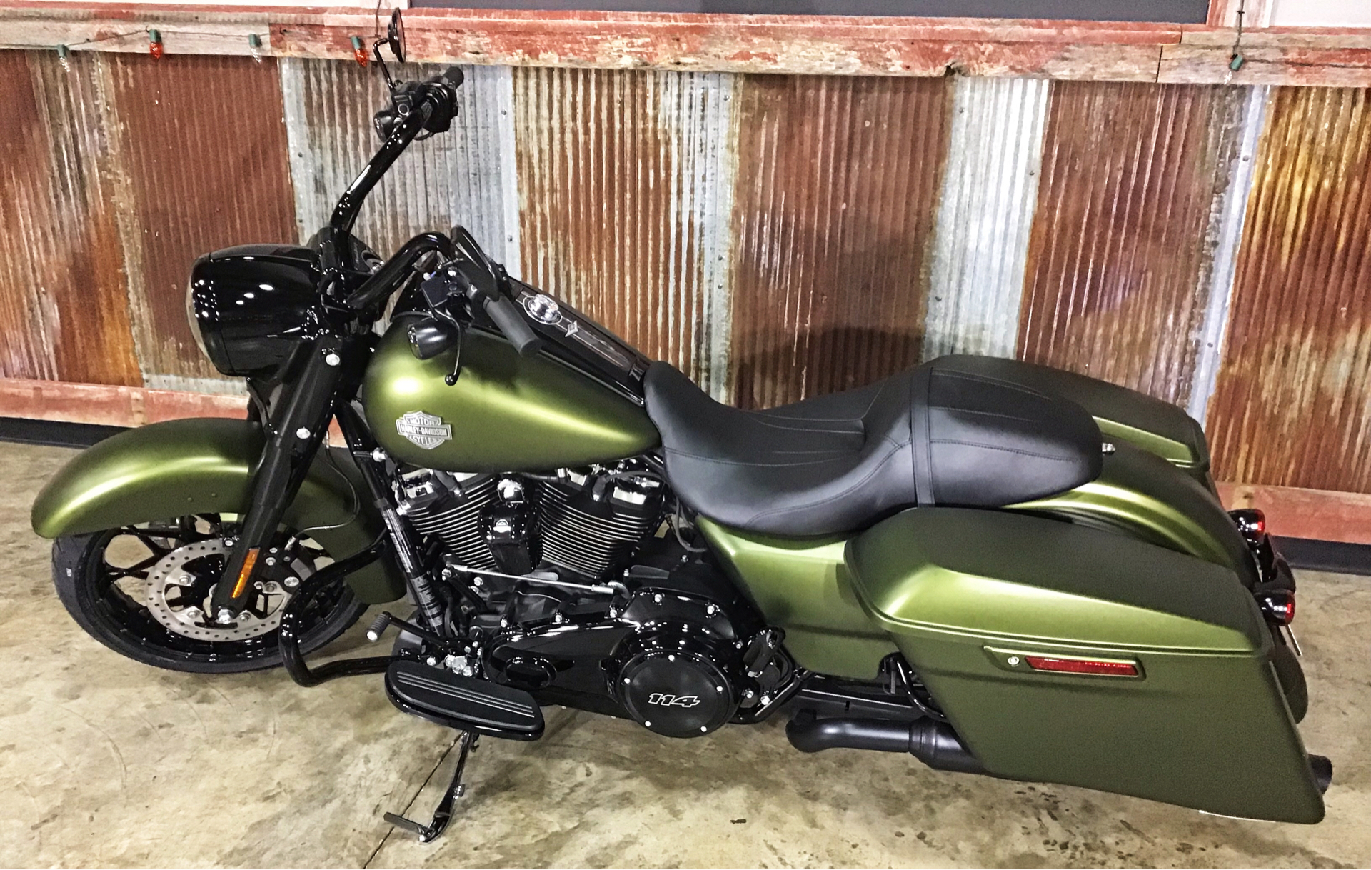 2022 Harley-Davidson Road King® Special in Chippewa Falls, Wisconsin - Photo 17